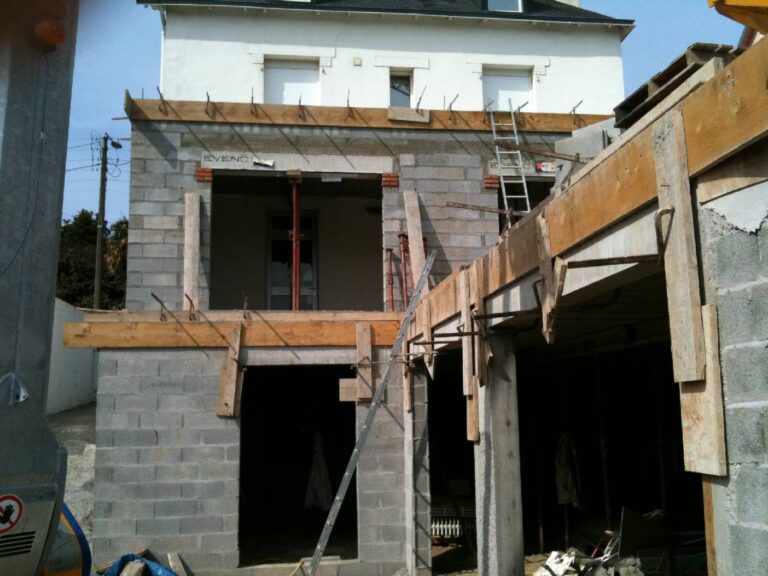 Rehabilitation et extension dune maison sur plan darchitecte a Quimper 1 - Quimper Finistère